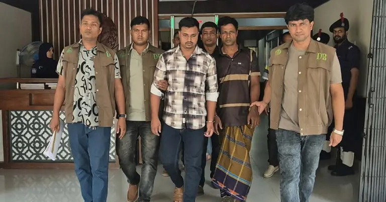 ডিবি হেফাজতে গ্রেপ্তার আসামিরা